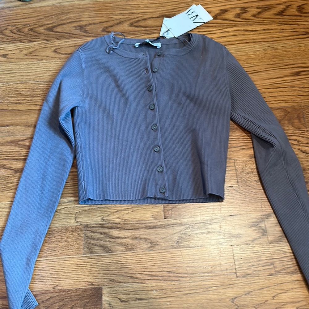 Fitted Gray Cardigan